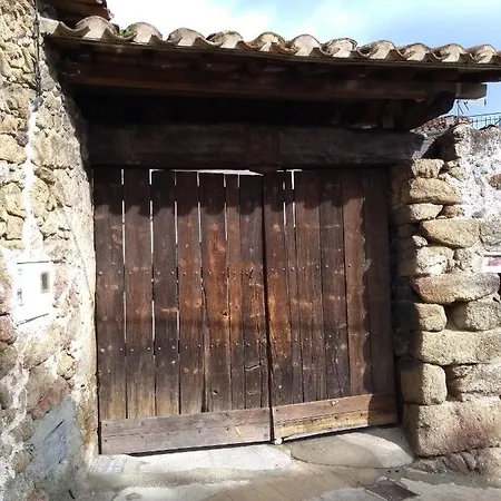 La Plazuela Del Tietar, Diseno Y Descanso En Gredos Sur